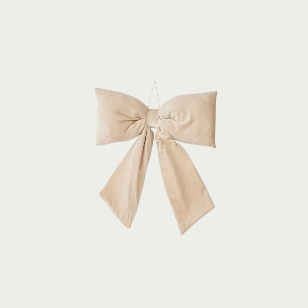 Velvet Hanging Bow 39 x 50cm – Cream