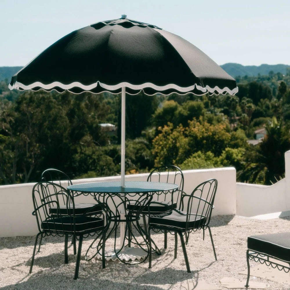 The Al Fresco Dining Table