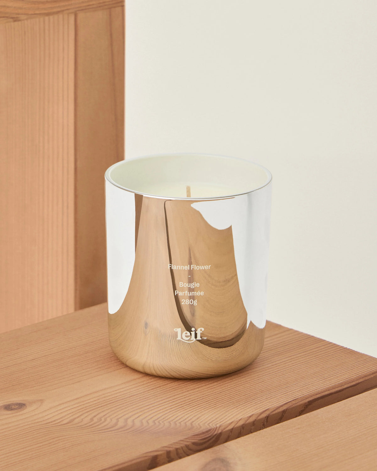 Flannel flower leif limited edition scented candle 