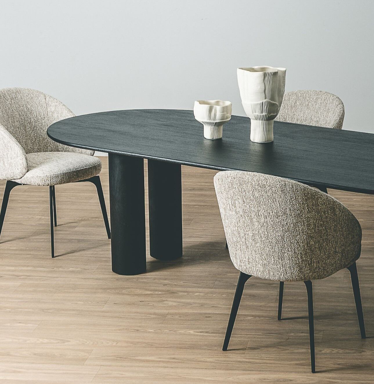 Banks Dining Table