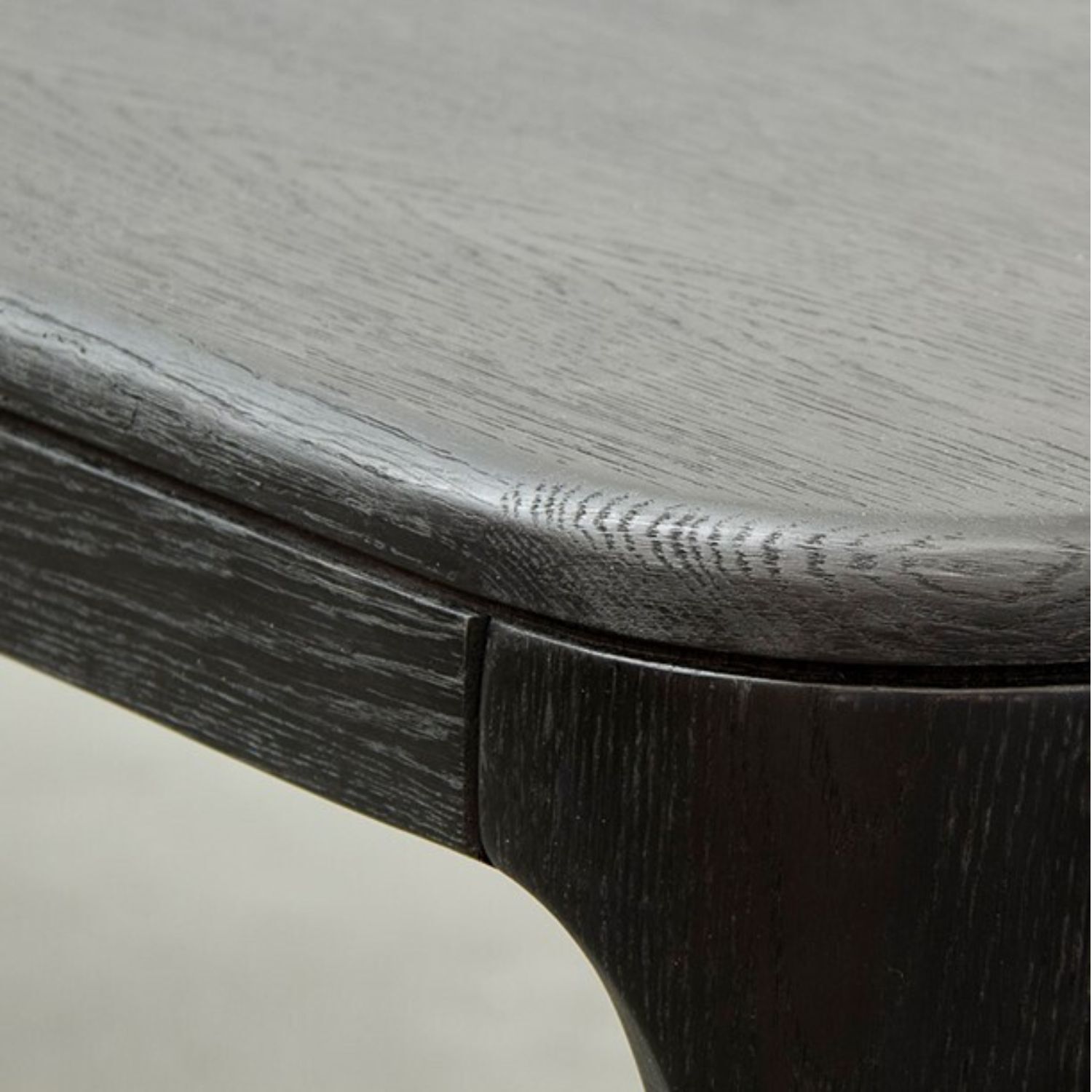 New York Dining Table
