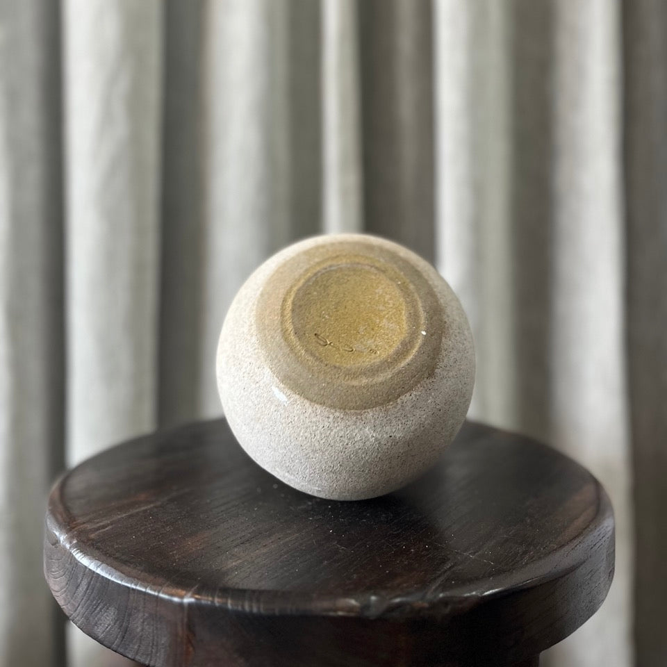 Vintage Beige Speckled Round Vase