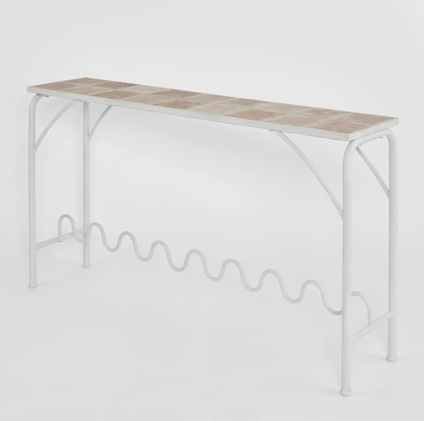 Wira Outdoor Console