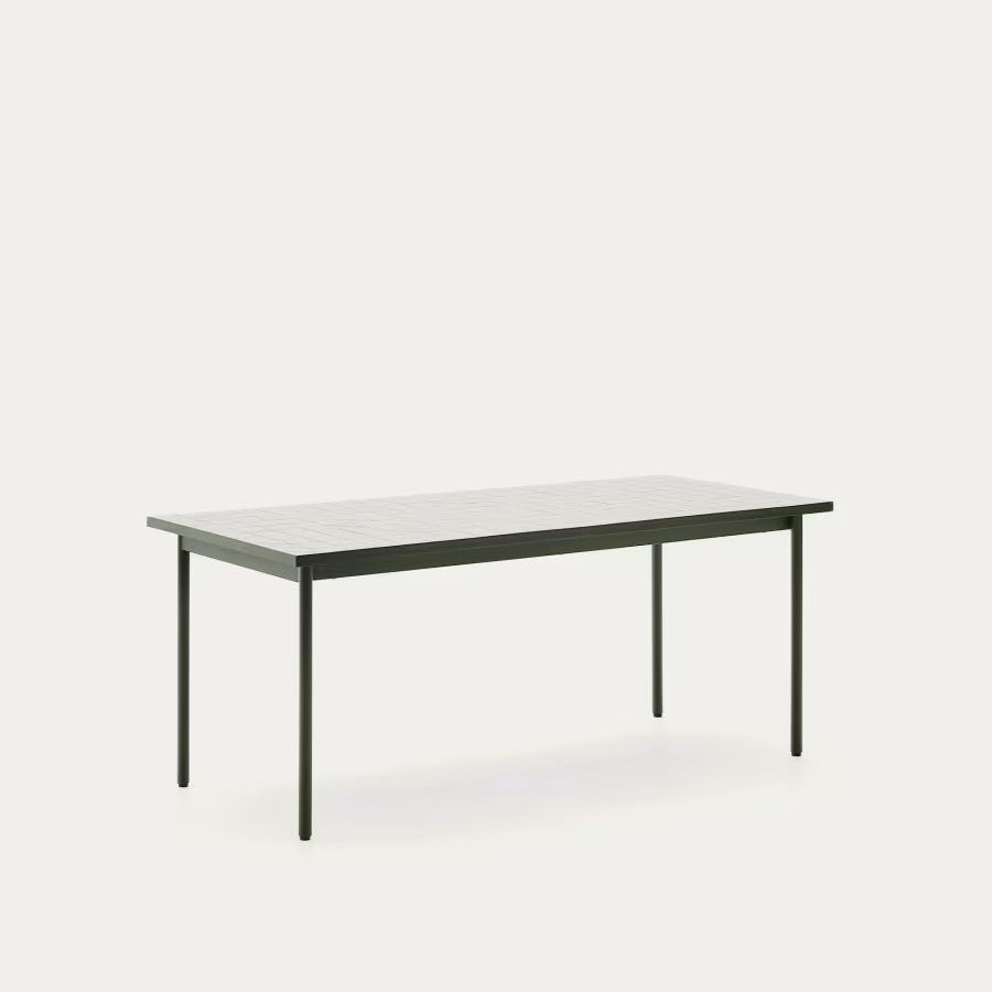 Maurina Table