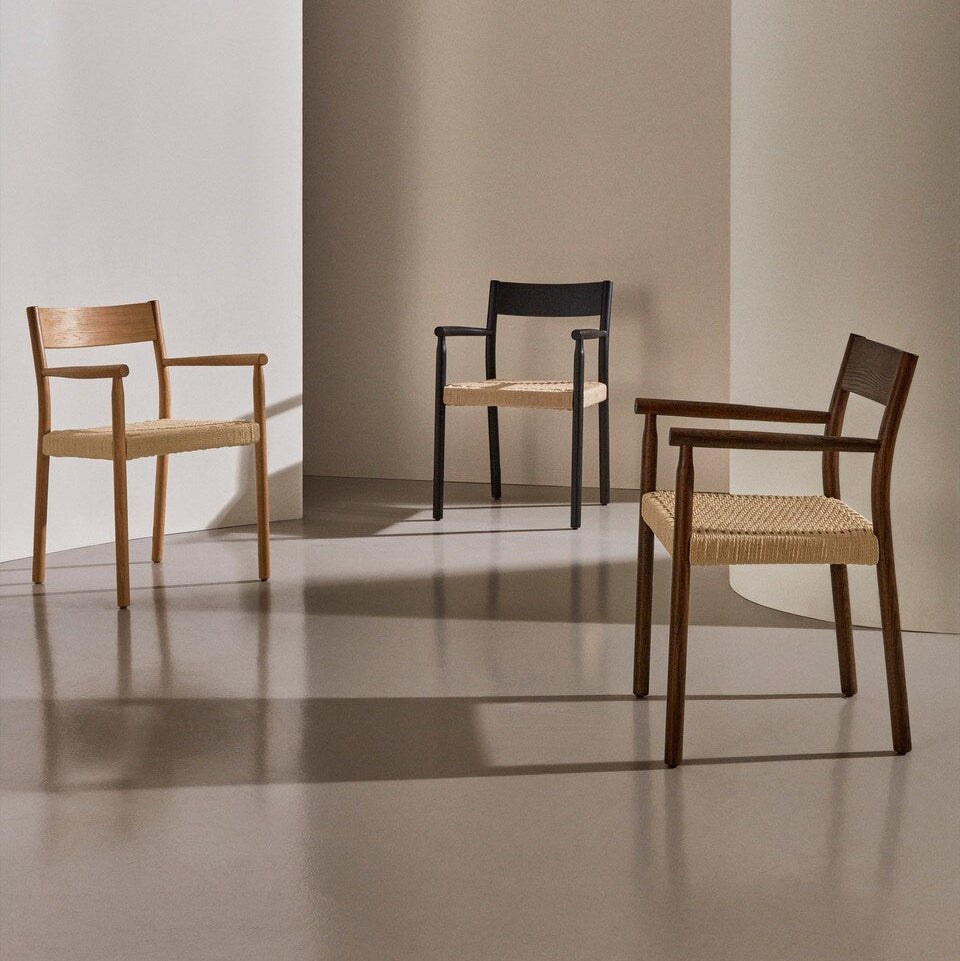 oak walnut and black dining chairs with arms and rope woven seat 