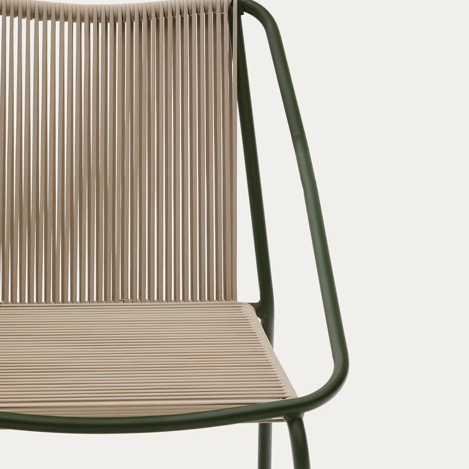woven seat details of beige and green outdoor dining chair