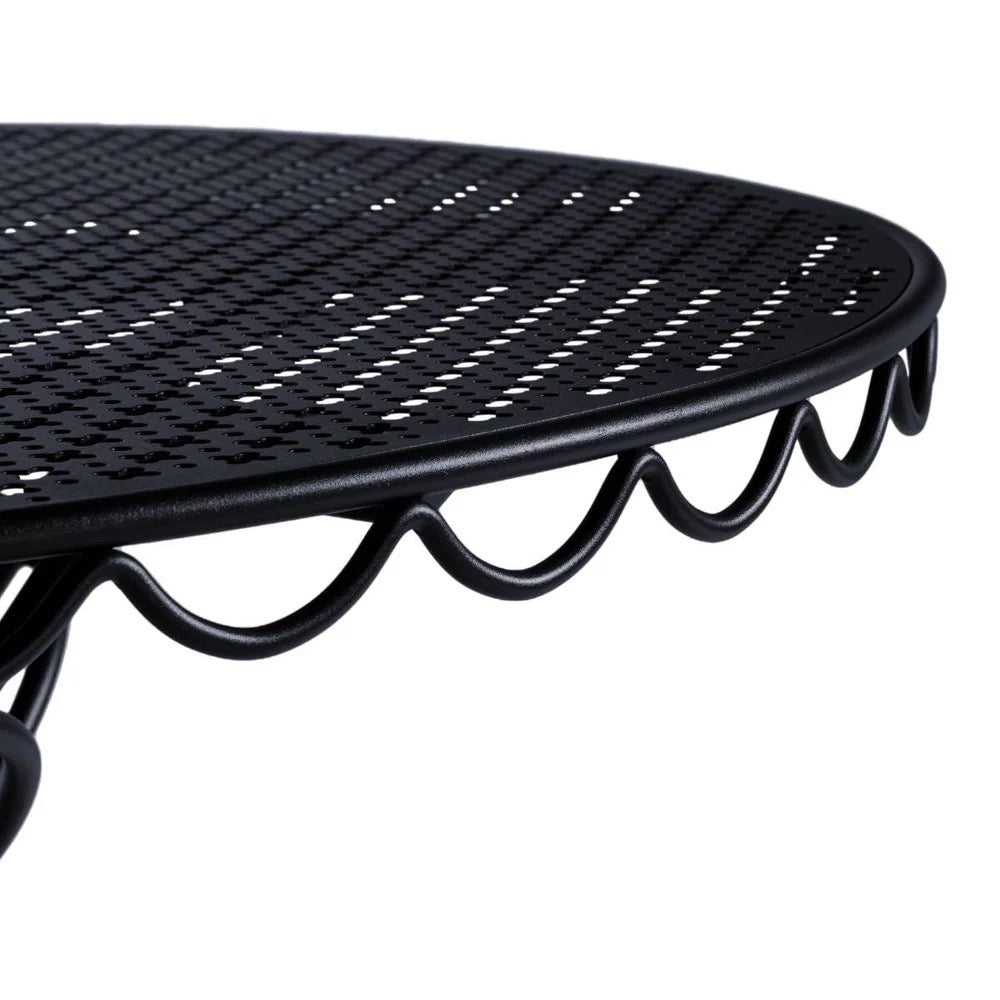 The Al Fresco Dining Table